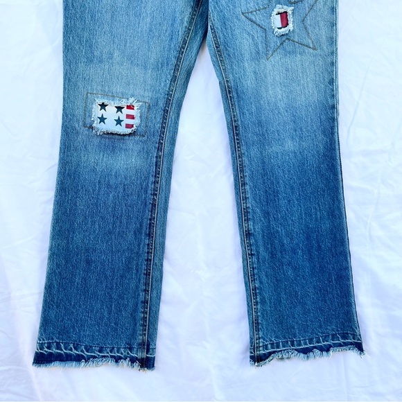 TOMMY HILFIGER | Y2K LOW RISE STAR PATCH FLARE RAW HEM JEANS BLUE WASH SIZE 11 - Picture 3 of 7